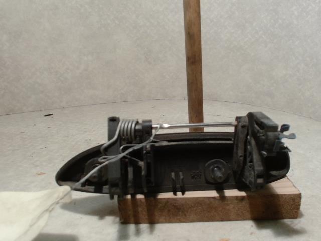 Poignee porte avant droit RENAULT CLIO 2 PHASE 1 Essence - 1