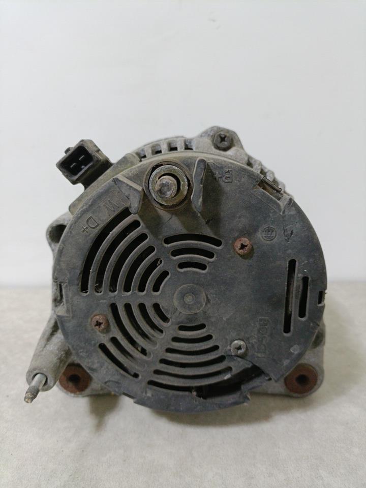 Alternateur VOLKSWAGEN VENTO Essence - 1