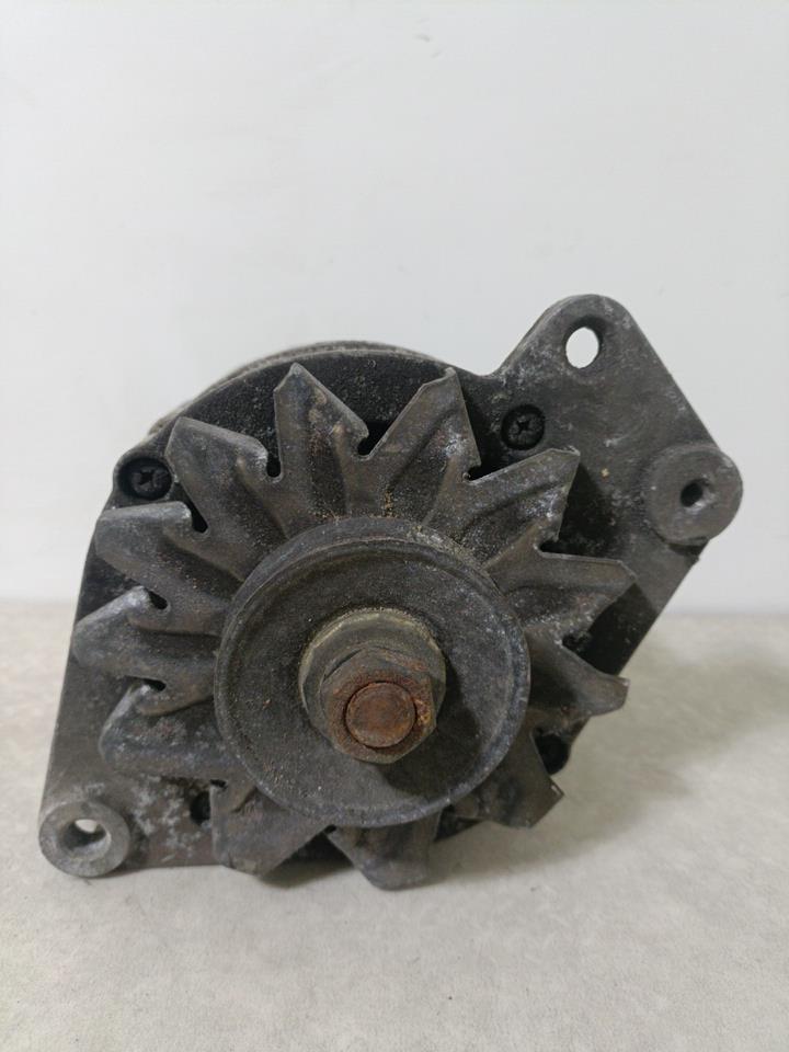 Alternateur VOLKSWAGEN POLO Essence - 1