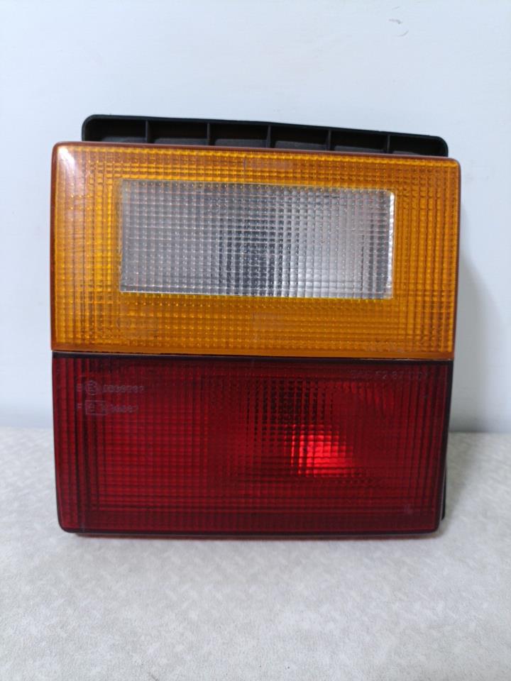 Feu arriere secondaire gauche (feux) AUDI 100 2 AVANT PHASE 1 BREAK Diesel - 1
