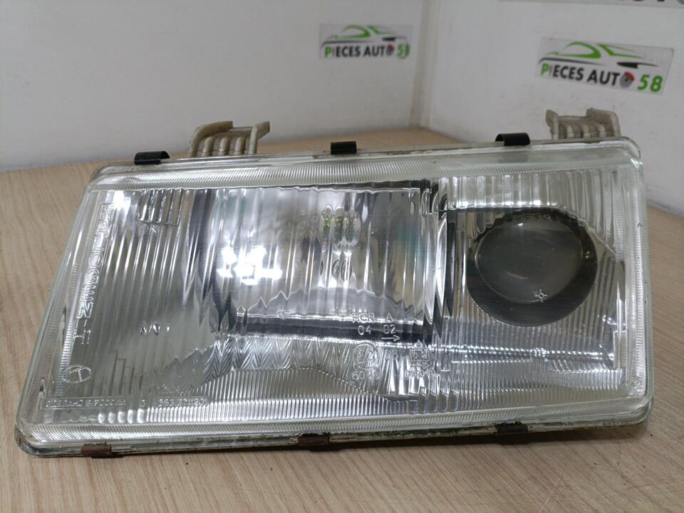 Optique avant principal gauche (feux)(phare) LADA 111 BREAK  - 1