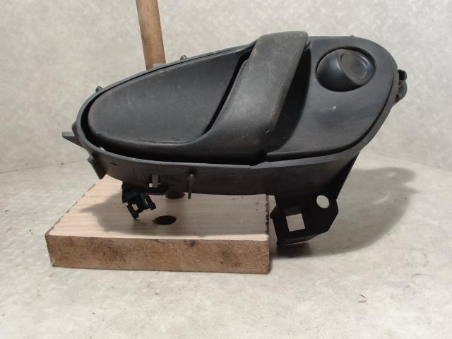 Poignee interieur avant gauche RENAULT MEGANE 2 PHASE 1 Diesel - 1