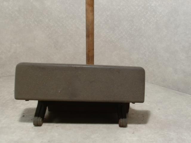 Poignee porte arriere droit RENAULT R9 Essence - 1
