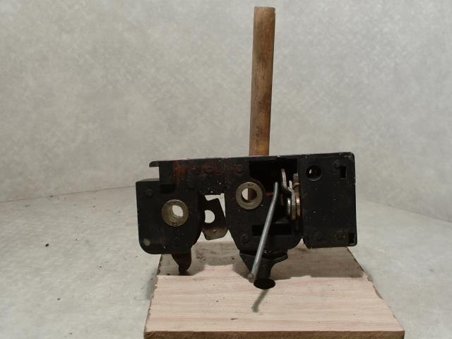 Serrure de hayon FORD MONDEO 1 PHASE 1 BREAK Diesel - 1