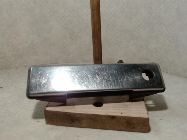 Poignee porte avant droit RENAULT R21 PHASE 2 BREAK Essence - 1