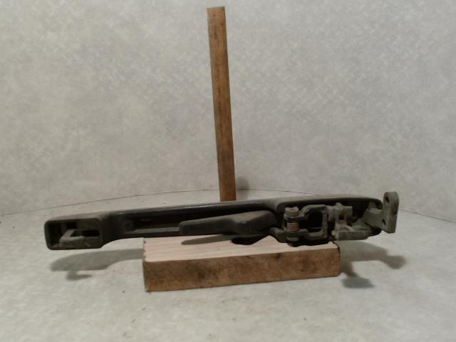 Poignee porte arriere droit AUDI 80 1  - 1