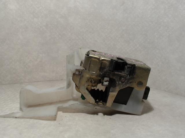 Serrure avant droit RENAULT CLIO 2 PHASE 1 Diesel - 1