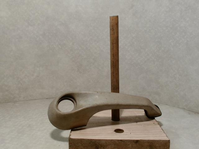 Poignee porte avant gauche RENAULT R4 FOURGONNETTE Essence - 1