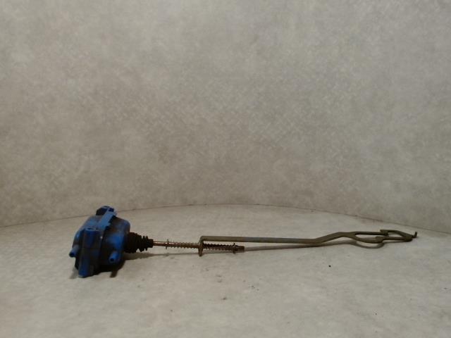 Fermeture non centralisee coffre PEUGEOT 604 Diesel - 1