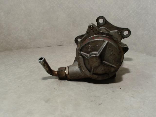Pompe à vide RENAULT CLIO 2 PHASE 1 Diesel - 1