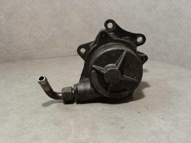 Pompe à vide RENAULT CLIO 2 PHASE 1 Diesel - 1