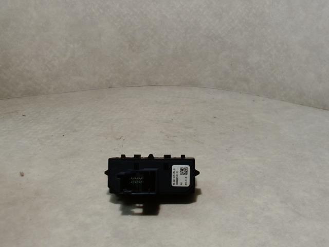 Bouton/Interrupteur PEUGEOT 508 1 PHASE 1 Diesel - 1