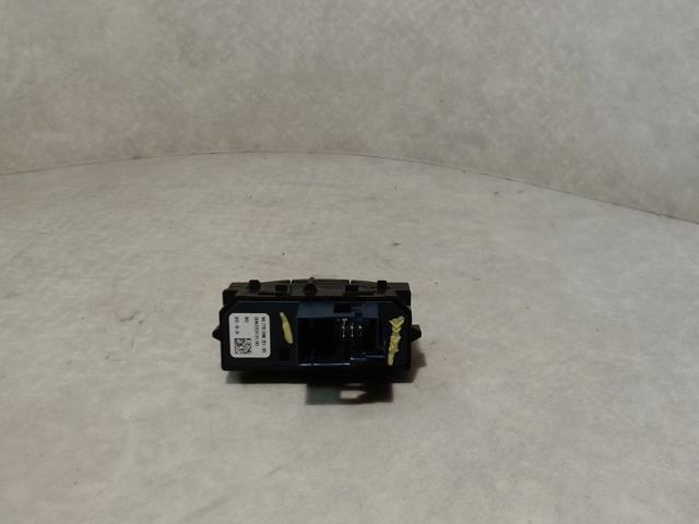 Bouton/Interrupteur PEUGEOT 508 1 PHASE 1 Diesel - 1