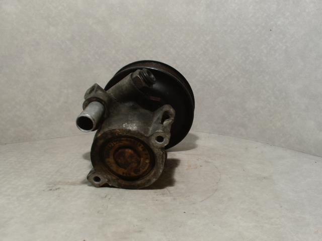 Pompe de direction VOLKSWAGEN POLO Essence - 1