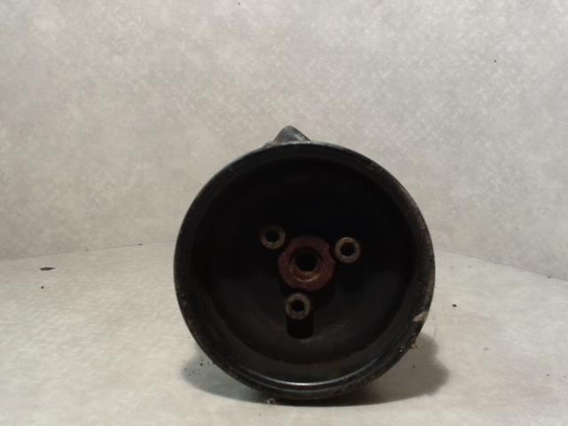 Pompe de direction VOLKSWAGEN POLO 3 PHASE 1 Essence - 1