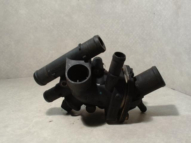 Boitier eau RENAULT CLIO 2 PHASE 1 Diesel - 1