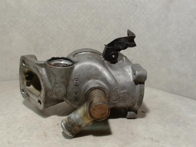 Boitier eau PEUGEOT 306 PHASE 2 Diesel - 1