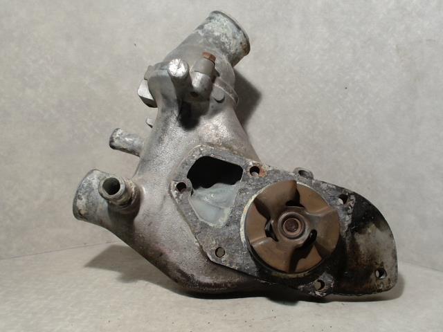 Pompe à eau PEUGEOT 505  DIESEL Diesel - 1