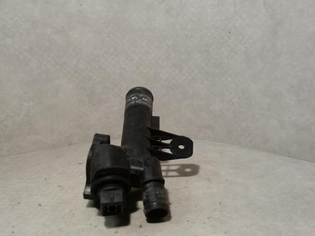 Boitier eau RENAULT CLIO 2 PHASE 2 Diesel - 1
