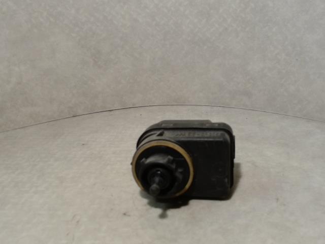 Commande de reglage hauteur de phare PEUGEOT 306 PHASE 2 Diesel - 1