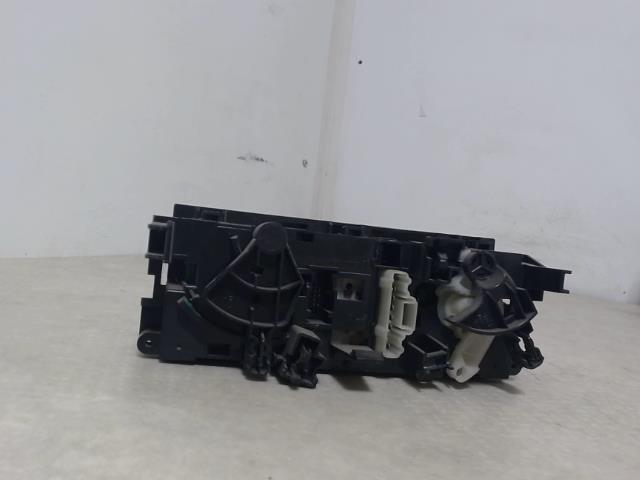 Commande chauffage PEUGEOT 207 PHASE 1 Diesel - 1