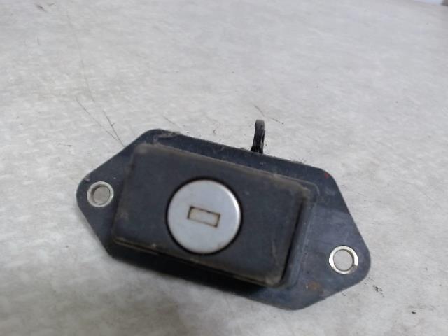 Serrure de coffre OPEL VECTRA A PHASE 2 Diesel - 1