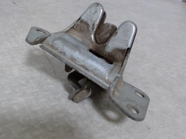 Serrure de coffre FIAT UNO PHASE 1 Essence - 1