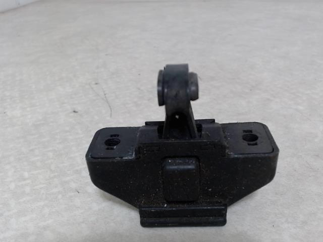 Serrure de coffre RENAULT CLIO 2 PHASE 1 Diesel - 1