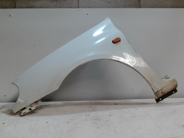 Aile avant gauche RENAULT CLIO 2 PHASE 1 Essence - 1
