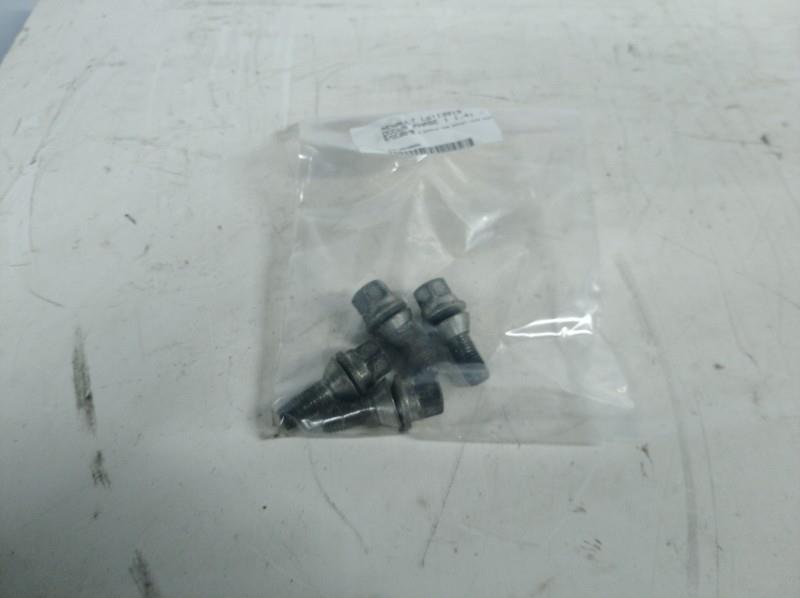 Ecrous RENAULT MODUS PHASE 1 Essence - 1