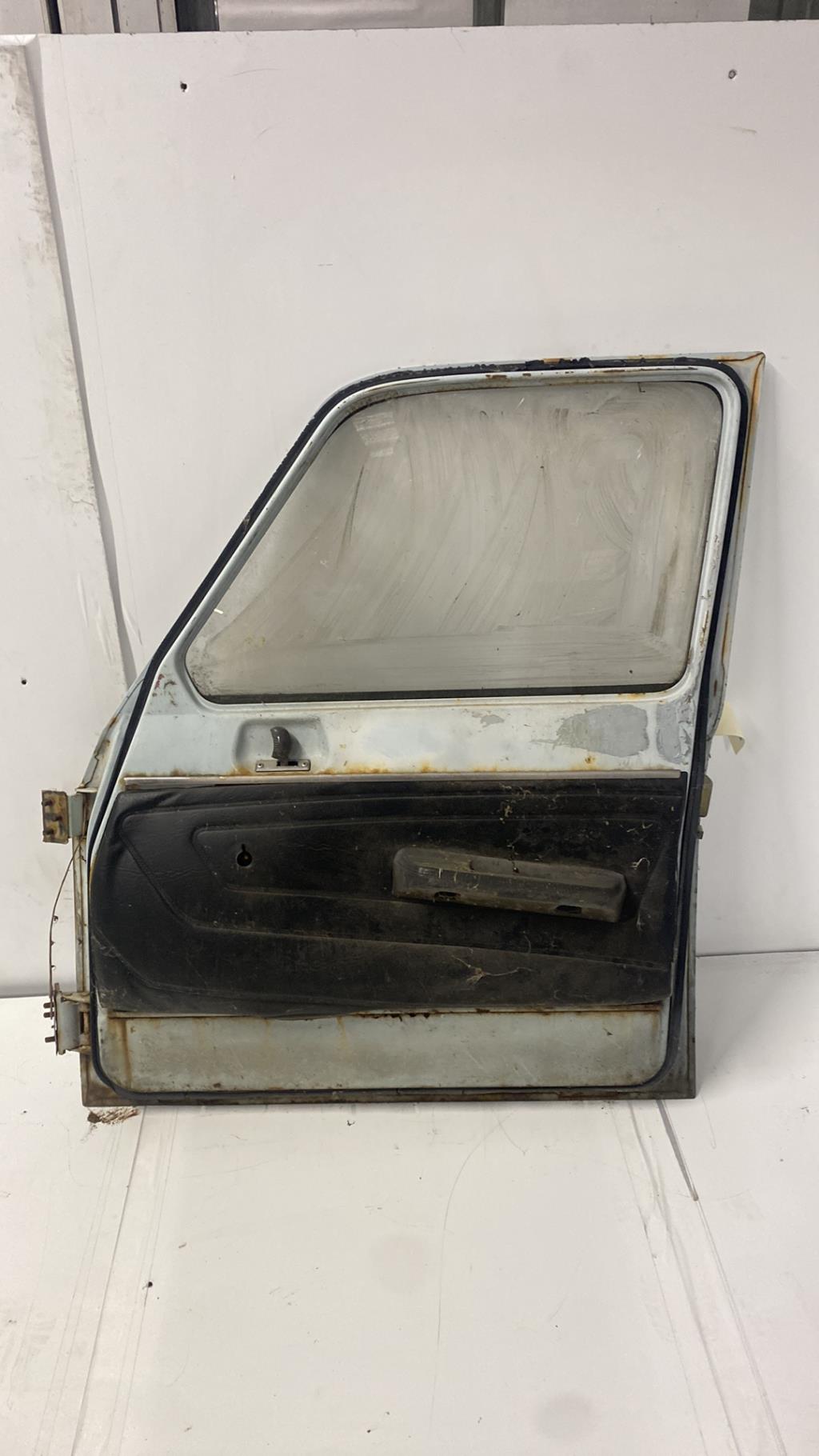 Porte avant droit RENAULT R6 Essence - 1
