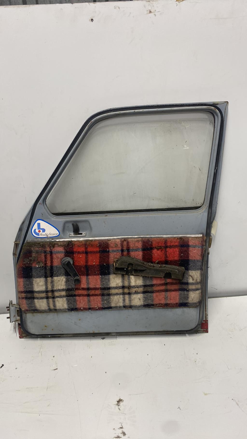 Porte avant droit RENAULT R6 Essence - 1