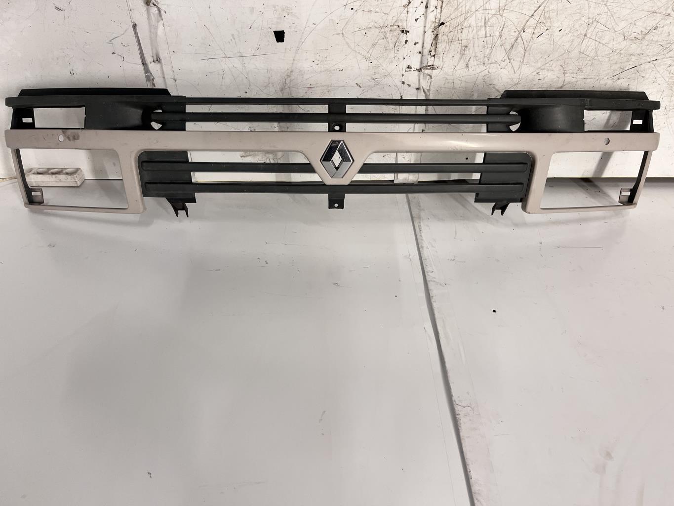 Calandre RENAULT TRAFIC 1 PHASE 3 Diesel - 1