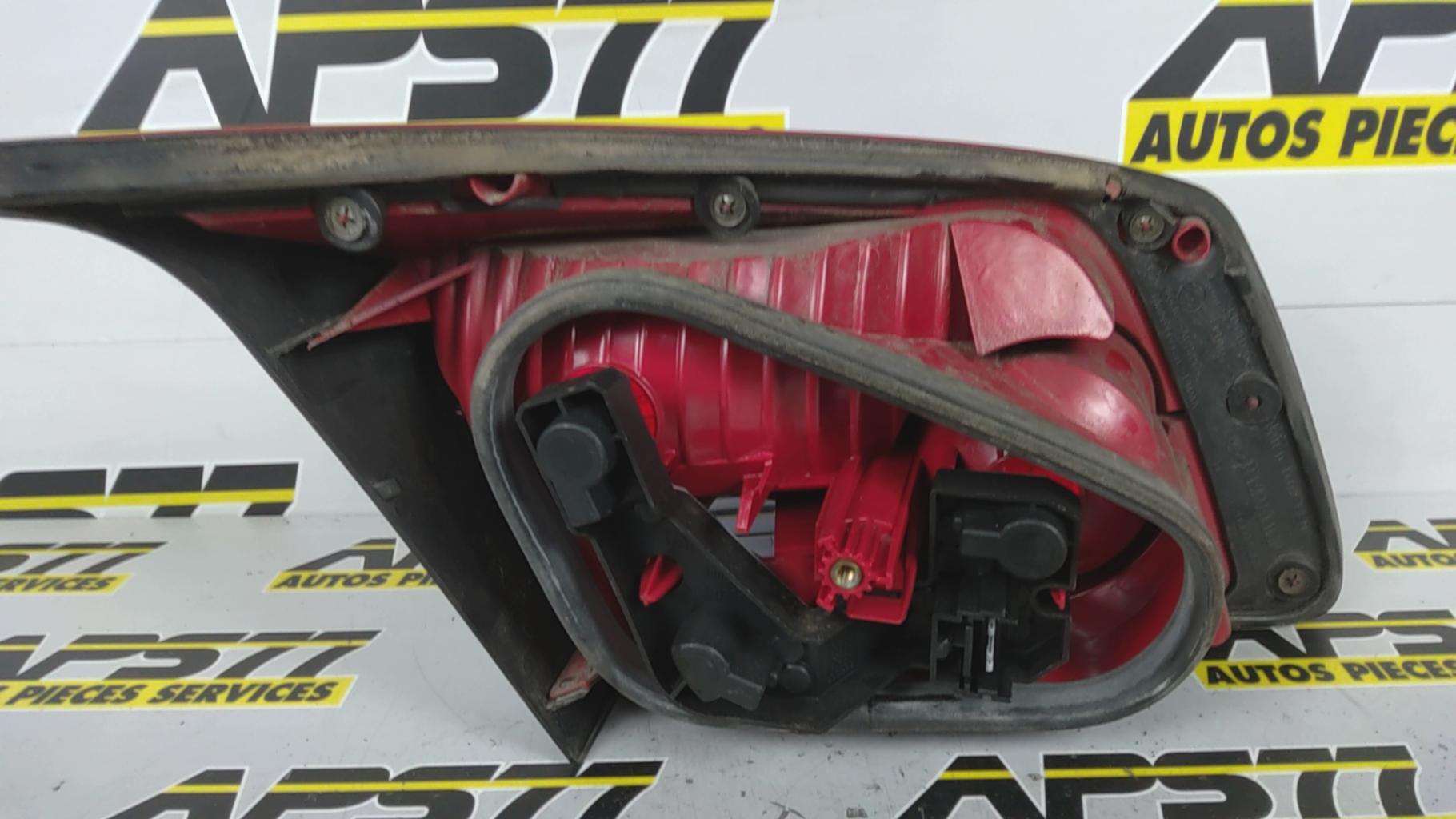 Feu arriere secondaire droit (feux) RENAULT VEL SATIS PHASE 1 Diesel - 1