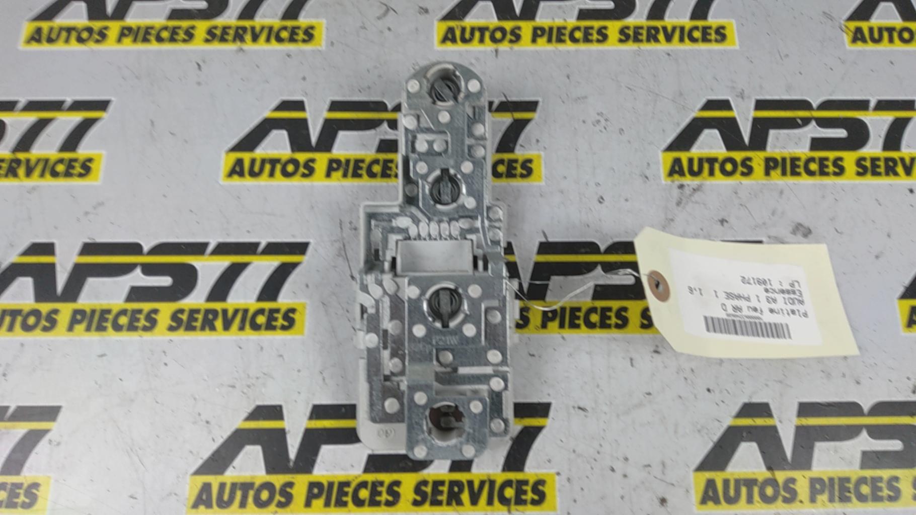 Platine feu arriere droit AUDI A3 1 PHASE 1 Essence - 1