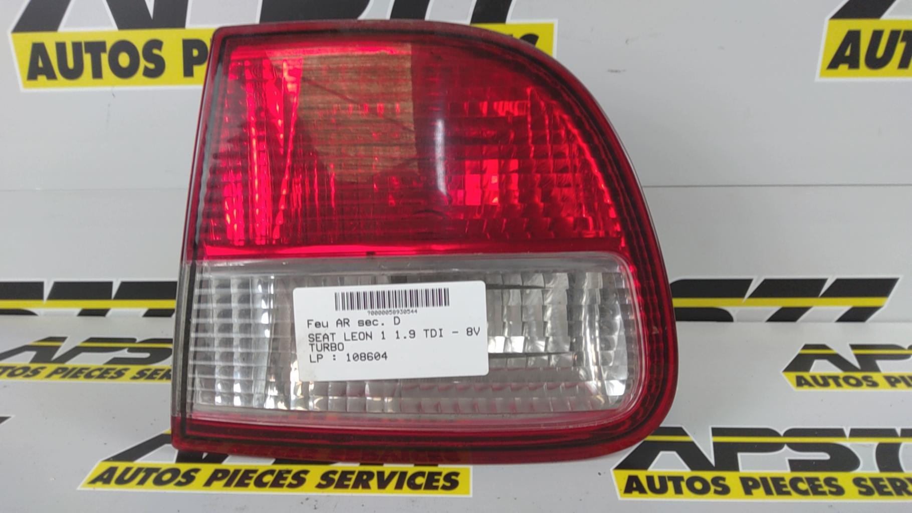 Feu arriere secondaire droit (feux) SEAT LEON 1 Diesel - 1