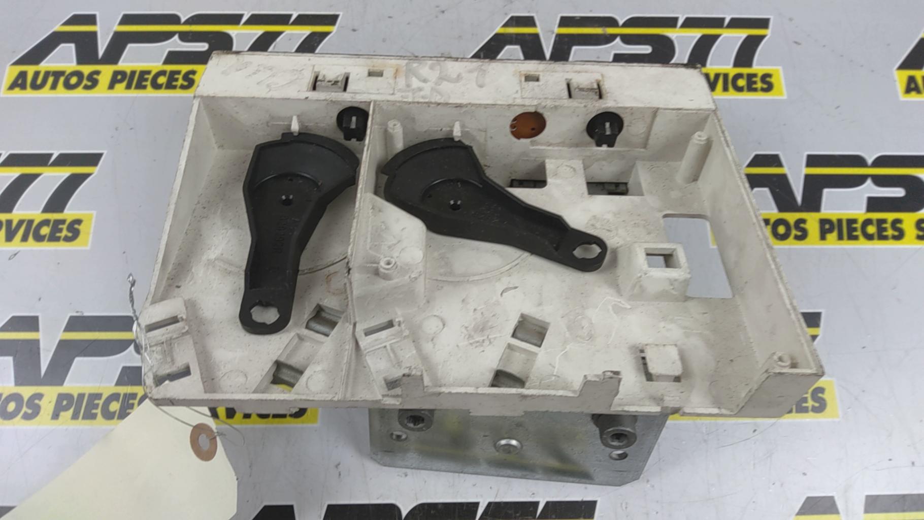 Commande chauffage RENAULT R21  - 1