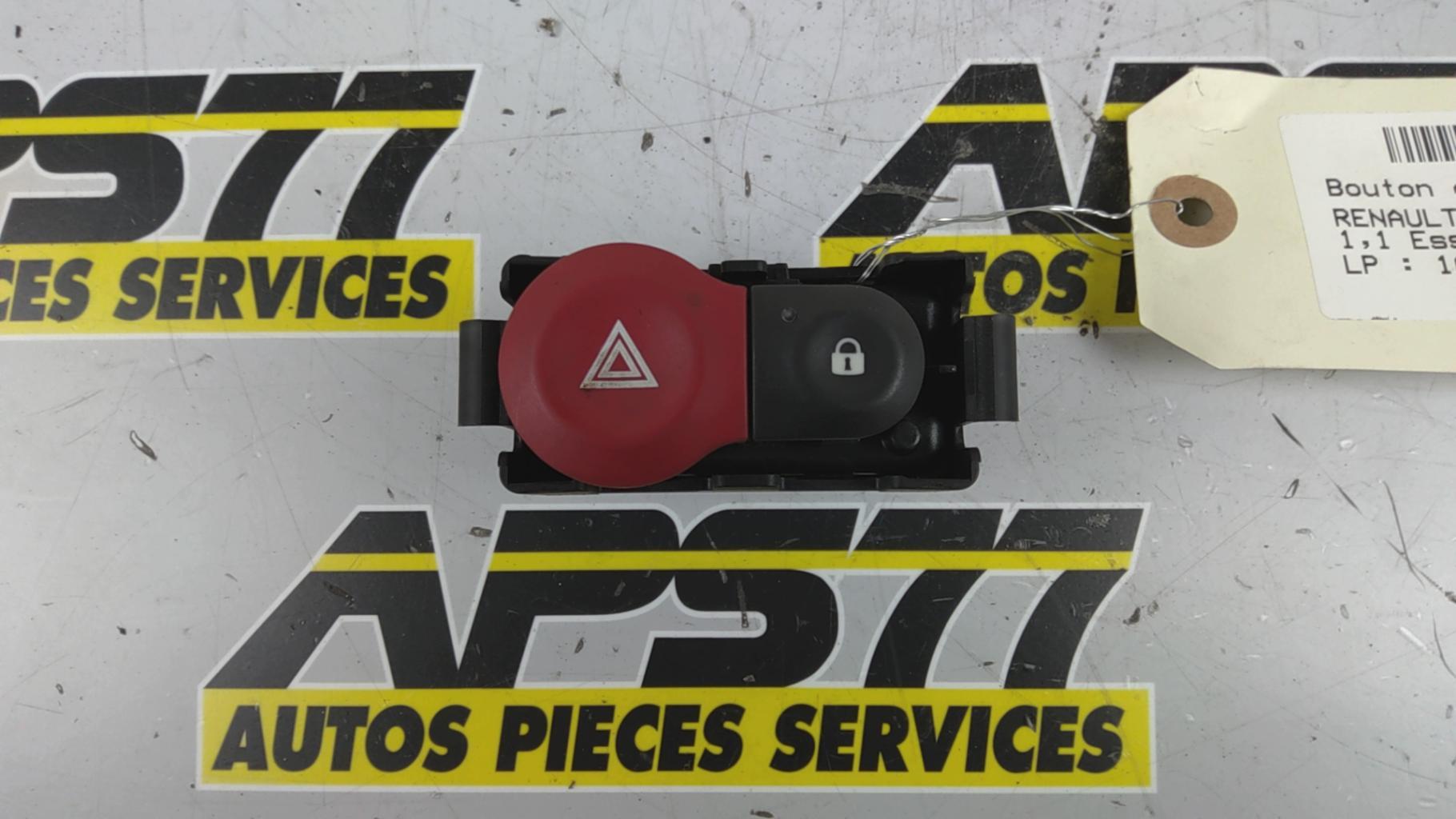 Bouton de warning RENAULT CLIO 3 PHASE 1 Essence - 1