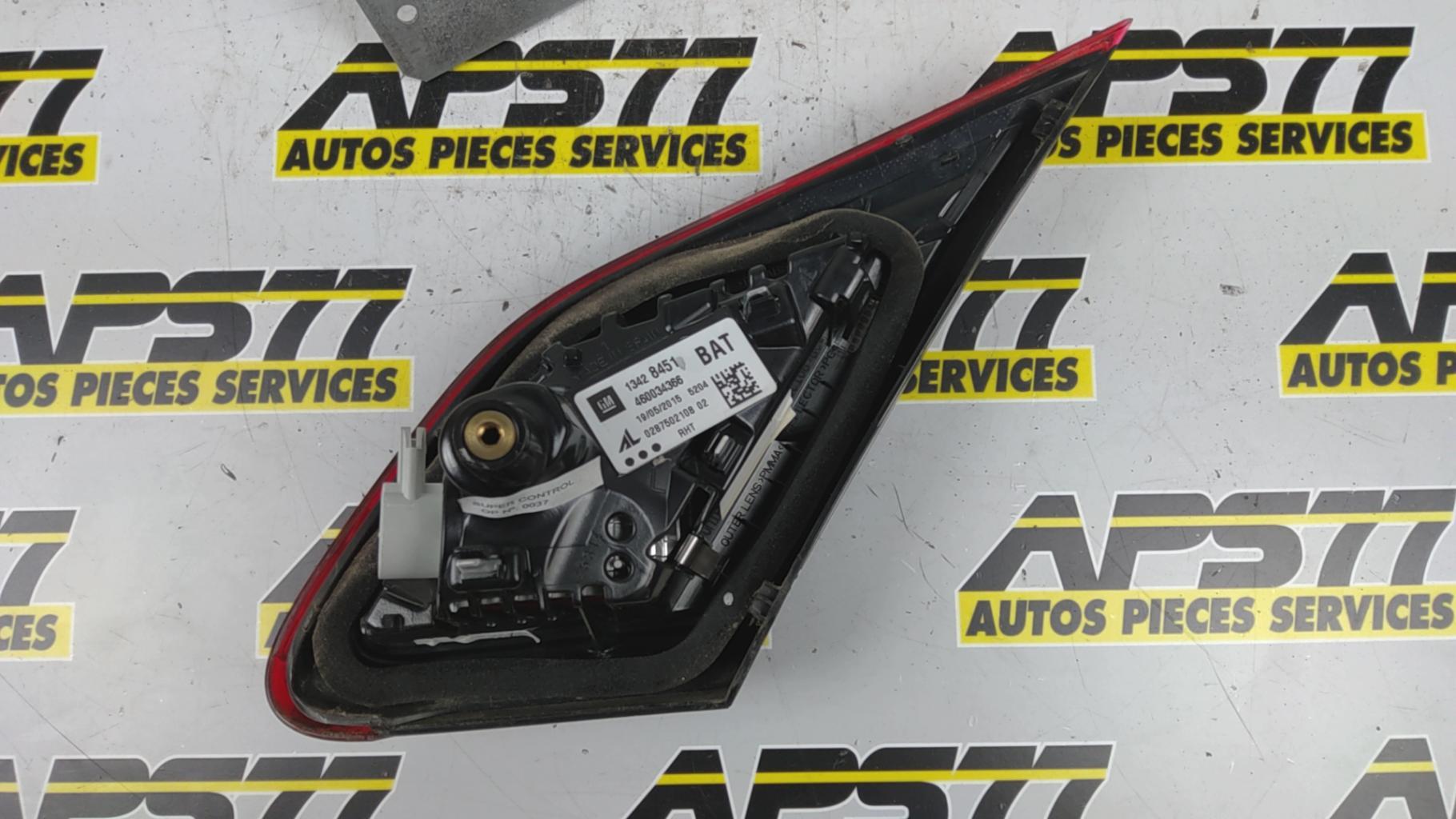 Feu arriere secondaire gauche (feux) OPEL CORSA E Essence - 1