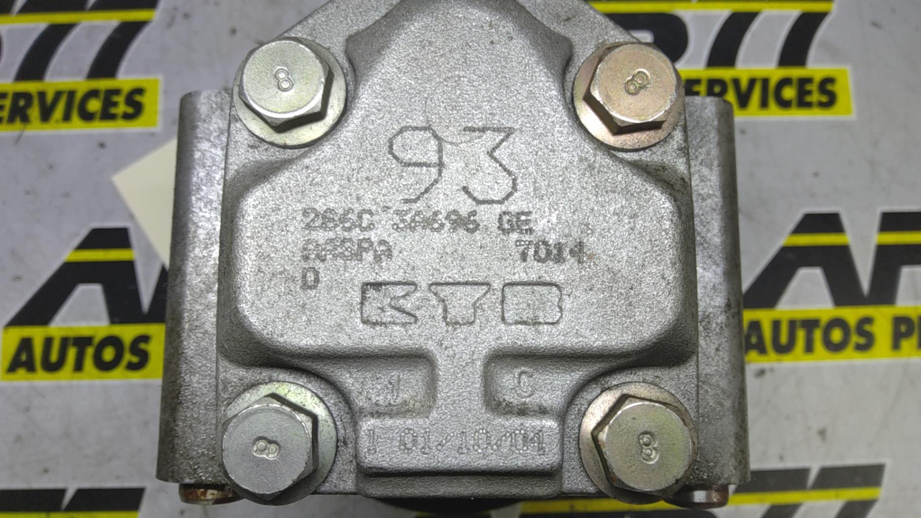 Pompe de direction FORD FIESTA 5 PHASE 1 Essence - 1