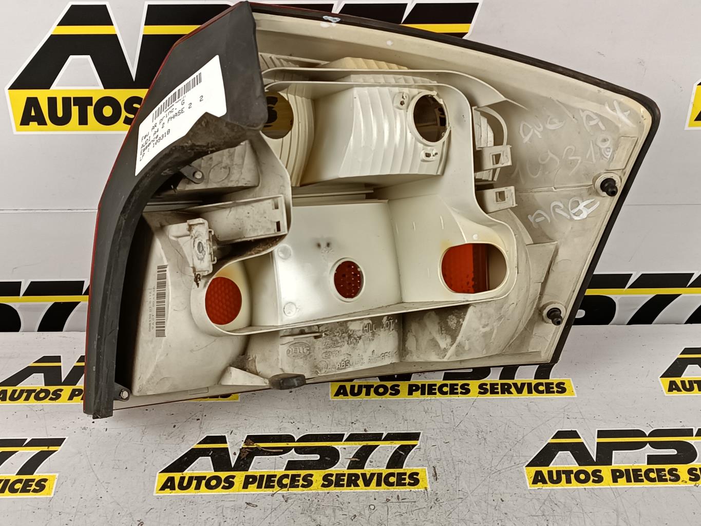 Feu arriere principal gauche (feux) AUDI A4 2 PHASE 2 Essence - 1