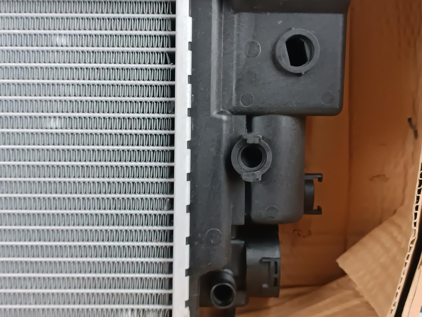 Radiateur eau PEUGEOT 405 PHASE 1 Diesel - 1