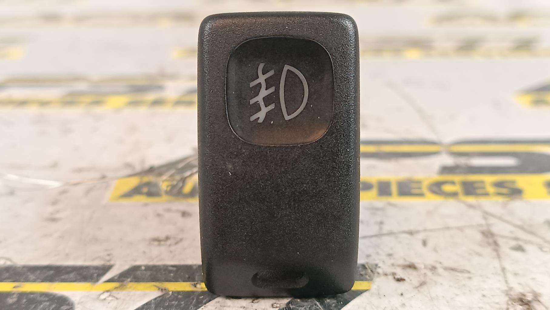Bouton/Interrupteur VOLKSWAGEN GOLF 2 Diesel - 1