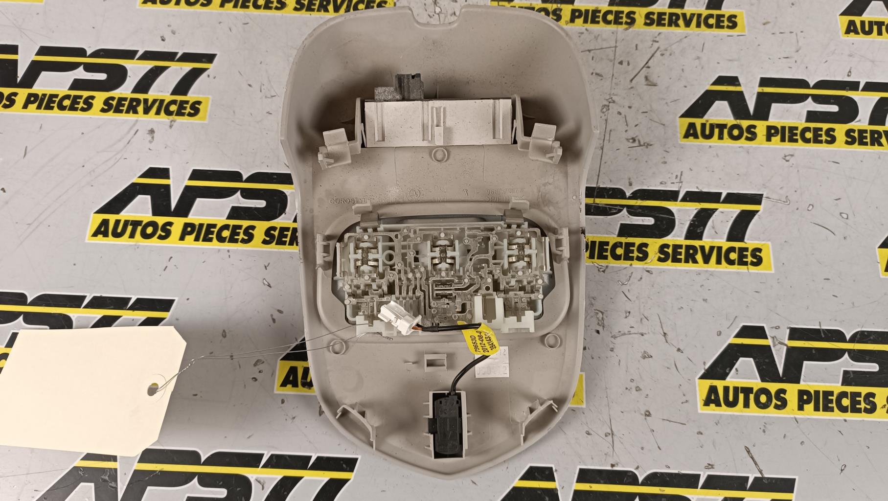 Eclairage de plafonnier PEUGEOT 5008 1 PHASE 1 Diesel - 1