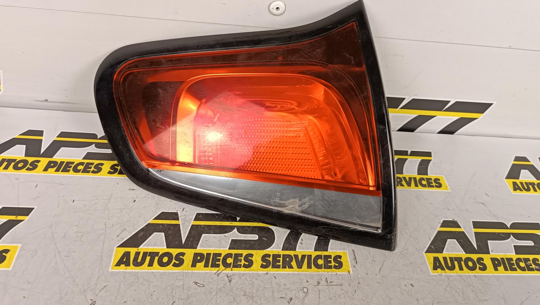 Feu arriere secondaire gauche (feux) CITROEN C3 2 PHASE 2 Diesel - 1