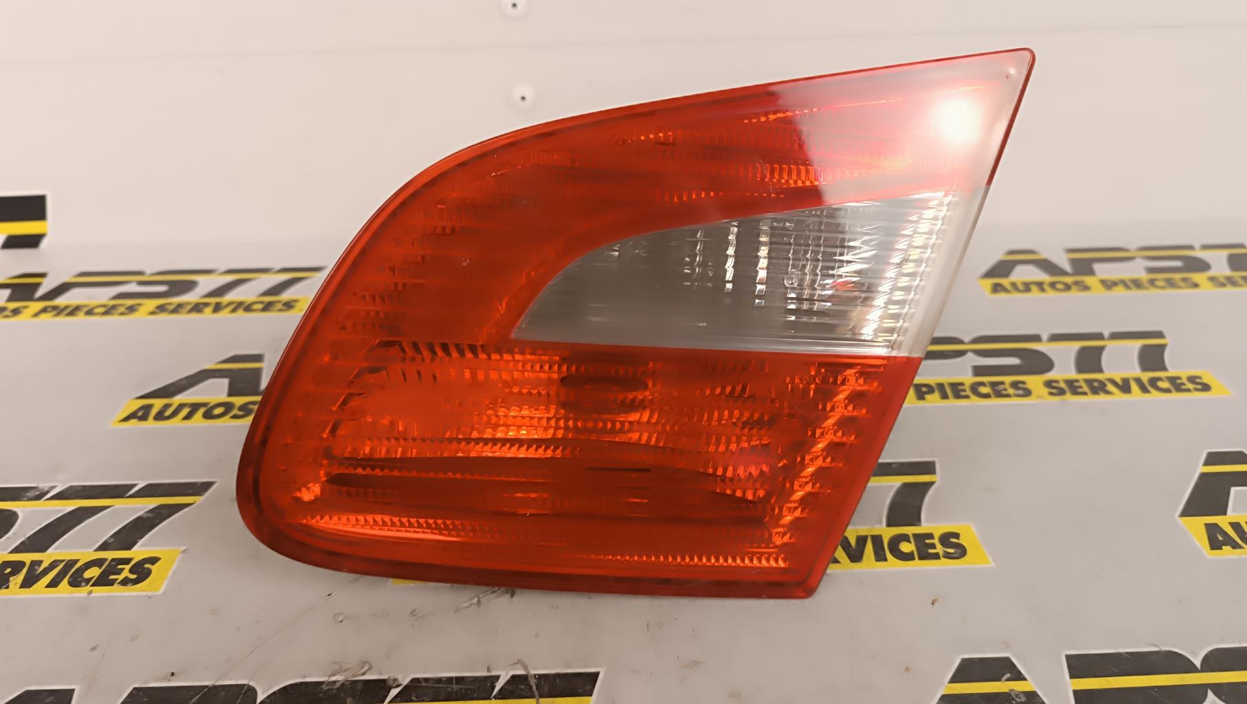 Feu arriere secondaire droit (feux) SKODA SUPERB 2 PHASE 1 Diesel - 1
