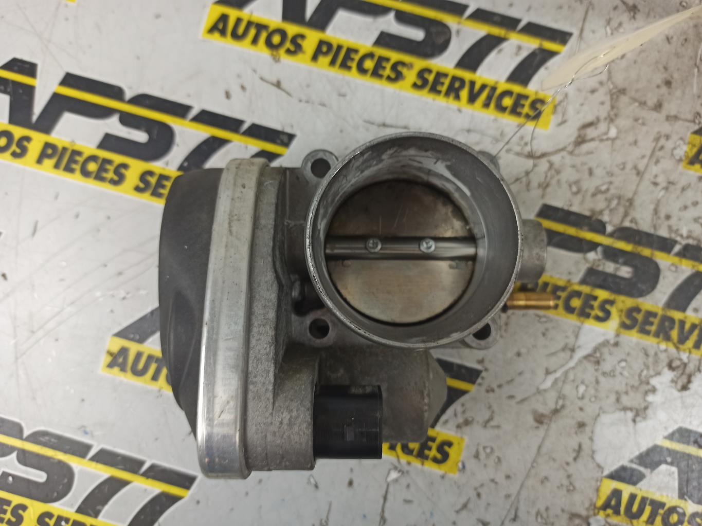 Boitier papillon RENAULT CLIO 3 PHASE 1 Essence - 1