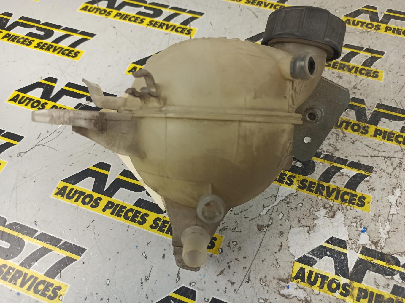 Vase d'expansion CITROEN C3 2 PHASE 1 Diesel - 1