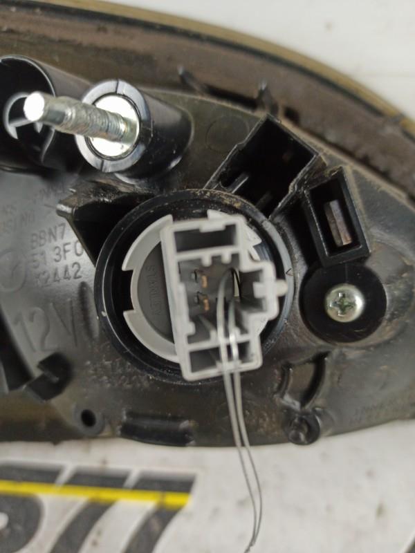 Feu arriere secondaire droit (feux) MAZDA 3 2 PHASE 1 Diesel - 1