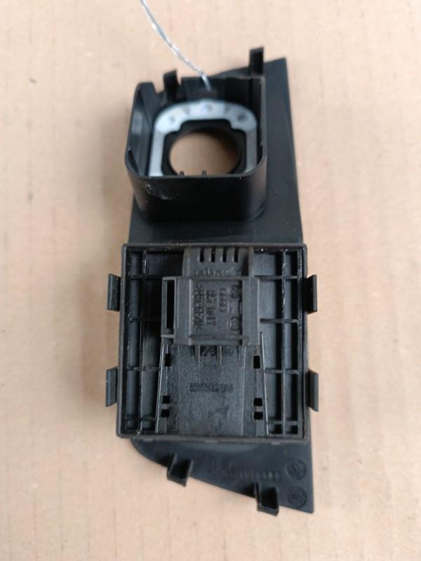 Interrupteur de leve vitre avant gauche AUDI A1 1 PHASE 1 Essence - 1